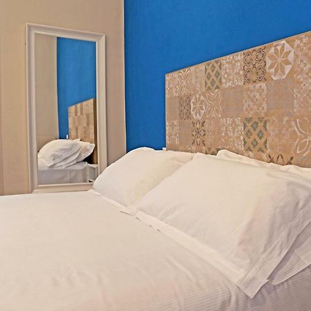 App9 - Rooms And Apartments Бергамо Экстерьер фото
